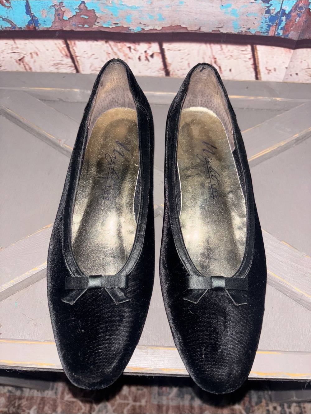 Night Life by Life Stride - Velvet ballet flat dress shoes women’s 6.5